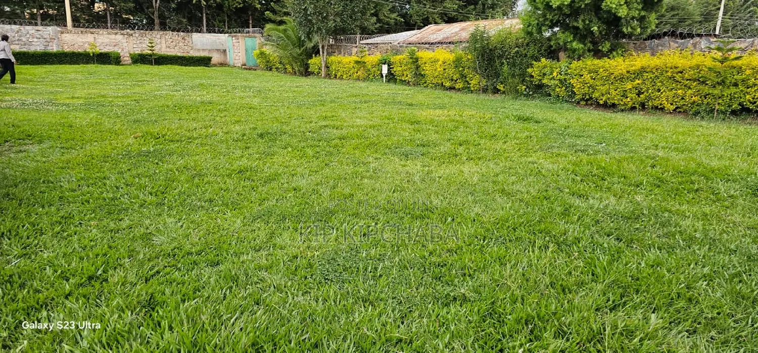 Spacious 17-bedroom duplex for sale in Maili Nne Eldoret, Huruma in Huruma