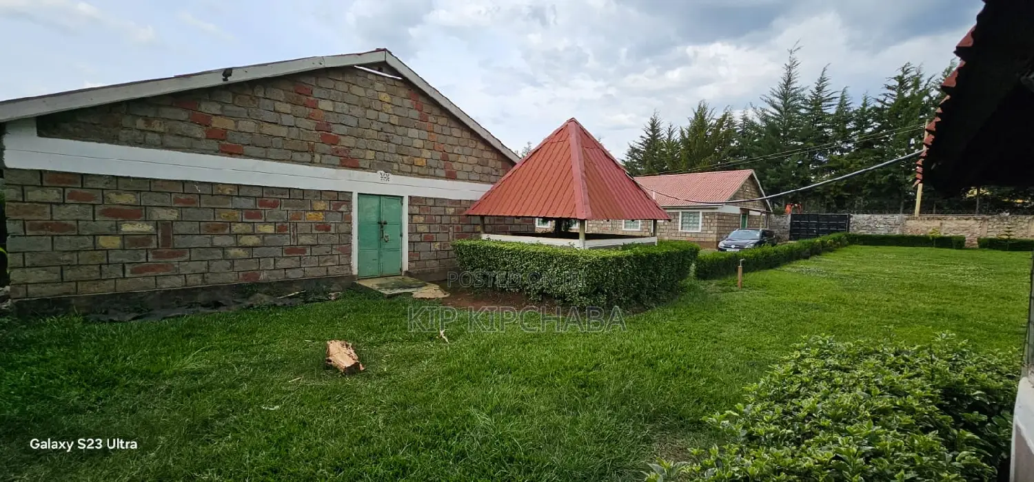 Spacious 17-bedroom duplex for sale in Maili Nne Eldoret, Huruma in Huruma