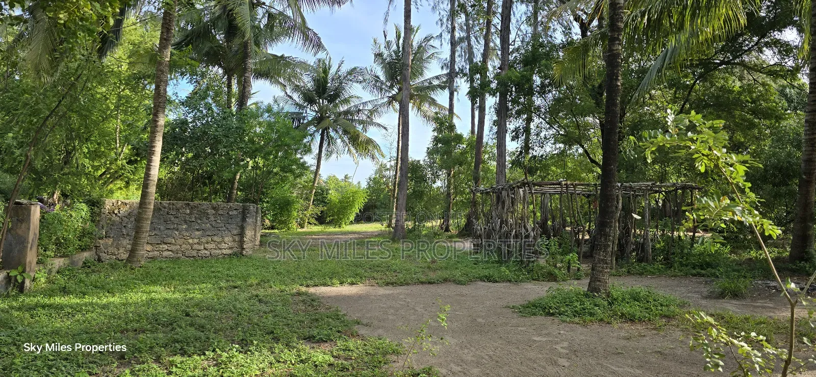 Kikambala Beachfront Property: 1-Acre Plot Available Now in Kikambala