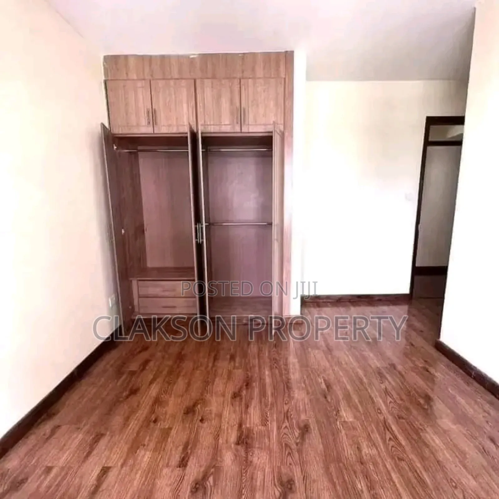 3-Bedroom Property in Lavington for Sale - Don't Miss Out! in Lavington