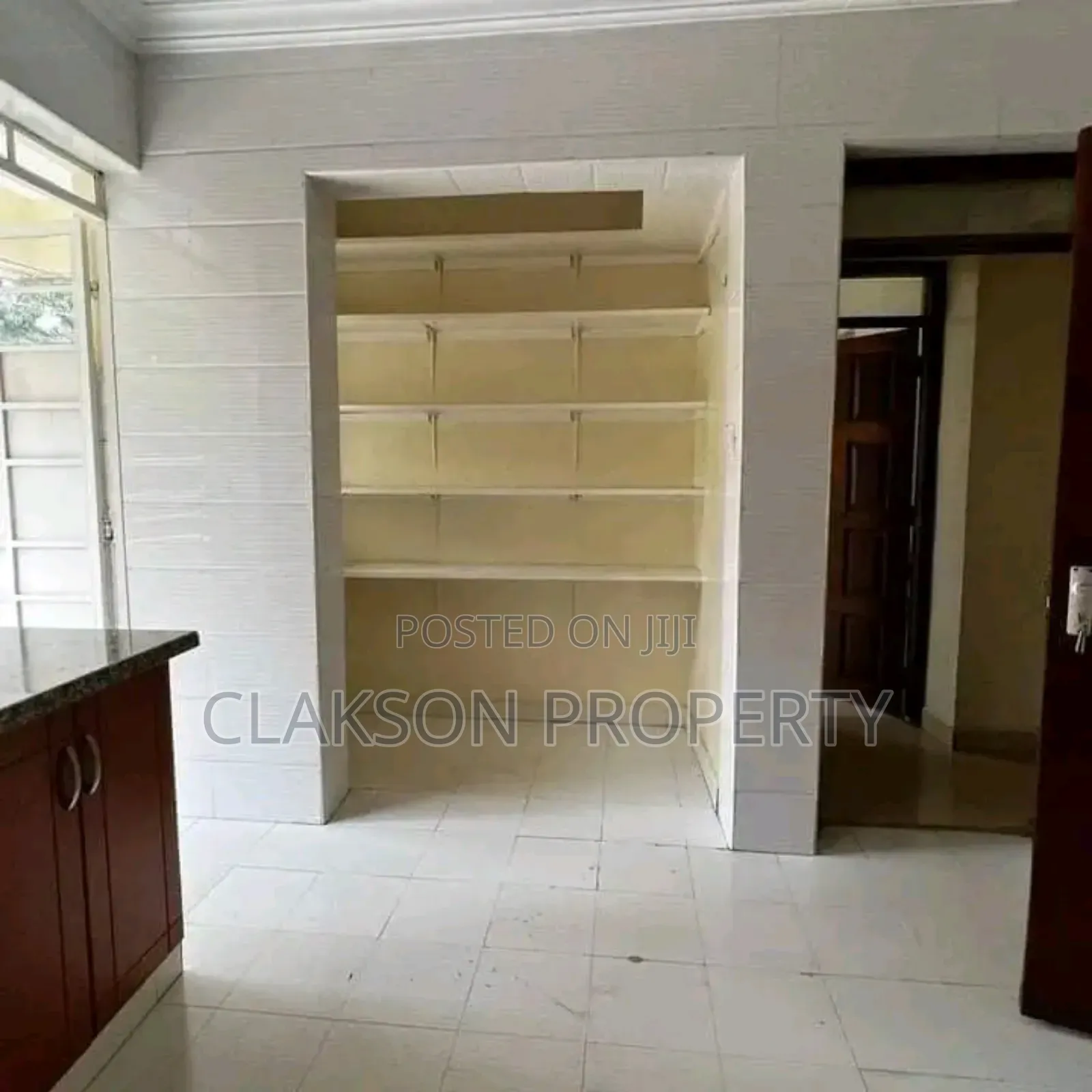 3-Bedroom Property in Lavington for Sale - Don't Miss Out! in Lavington