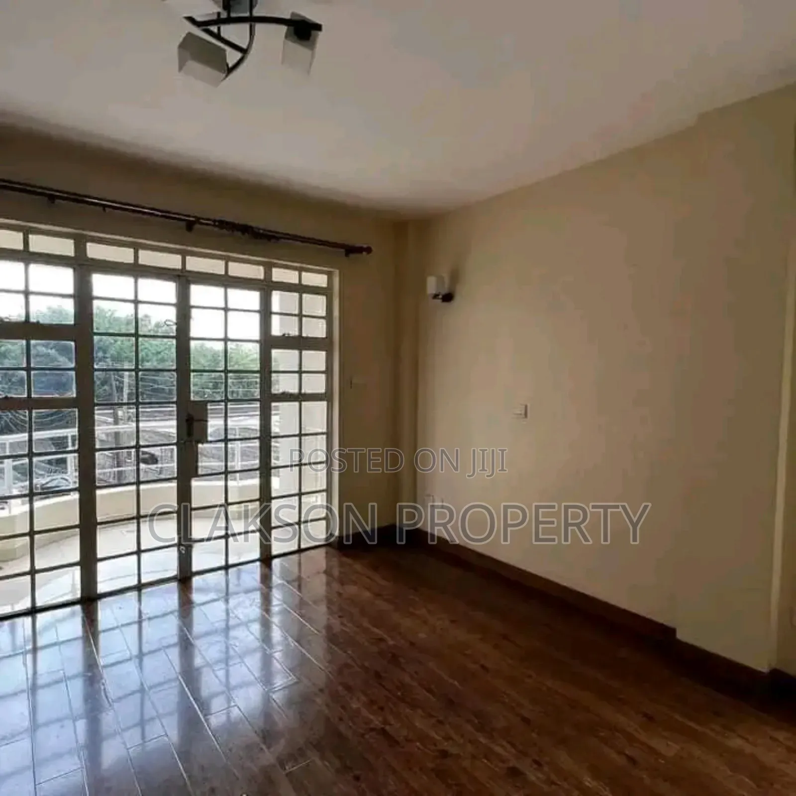 3-Bedroom Property in Lavington for Sale - Don't Miss Out! in Lavington