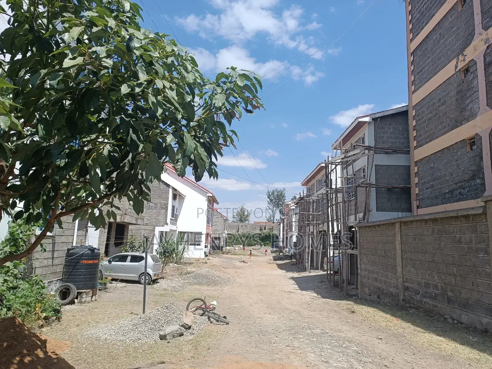 Modern 5-Bedroom Property in Kamakis - Ready for New Owners in Kamakis