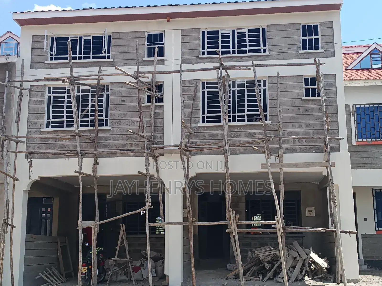 Modern 5-Bedroom Property in Kamakis - Ready for New Owners in Kamakis