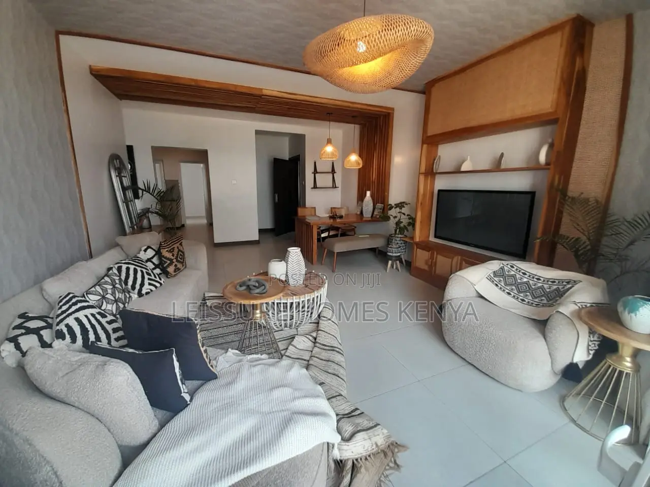 Gated Community Living: 3 Bedroom Apartment in Gateway Mall Area - For Rent in Gateway Mall Area