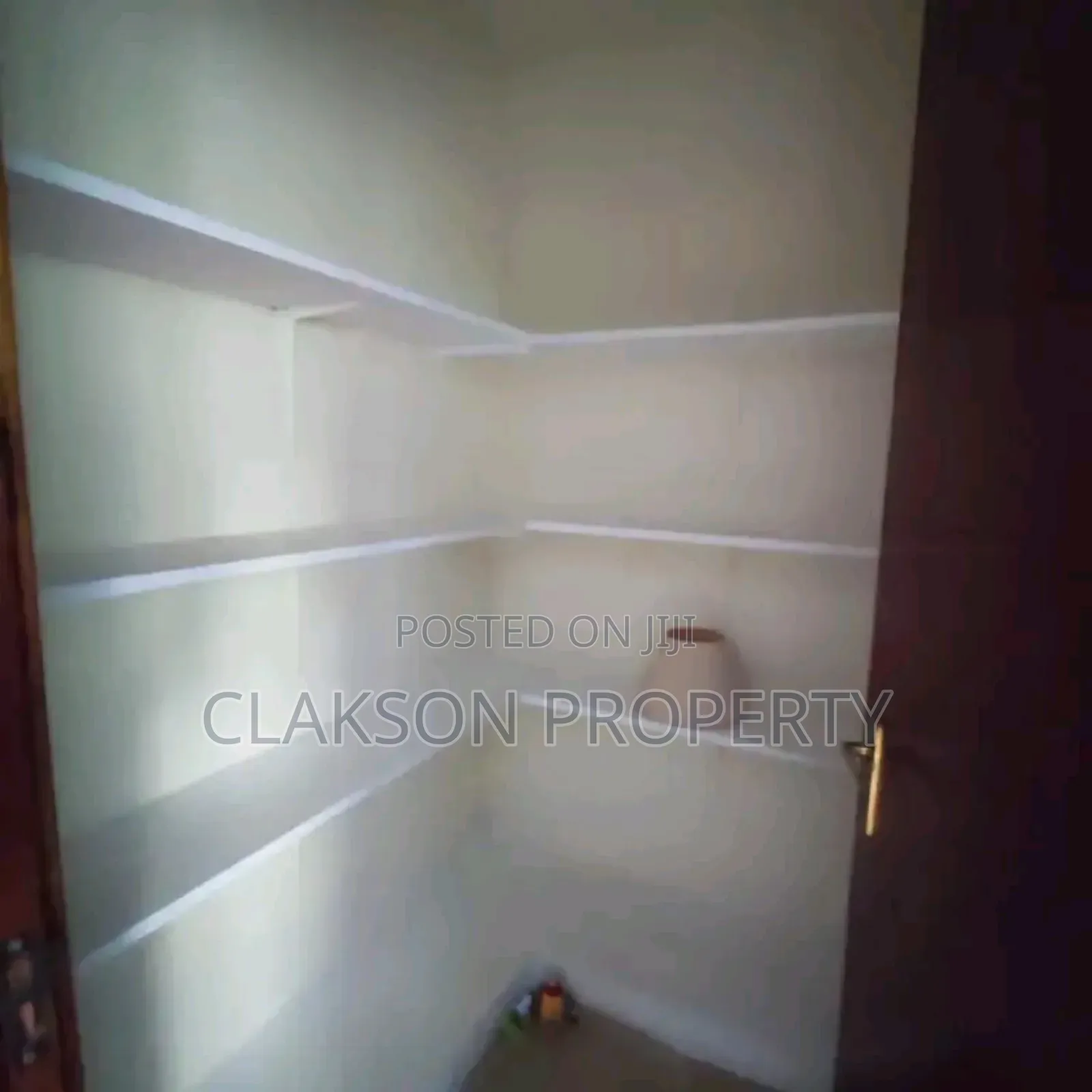 Modern 2-Bedroom Apartment in Riverside - For Sale in Riverside Drive