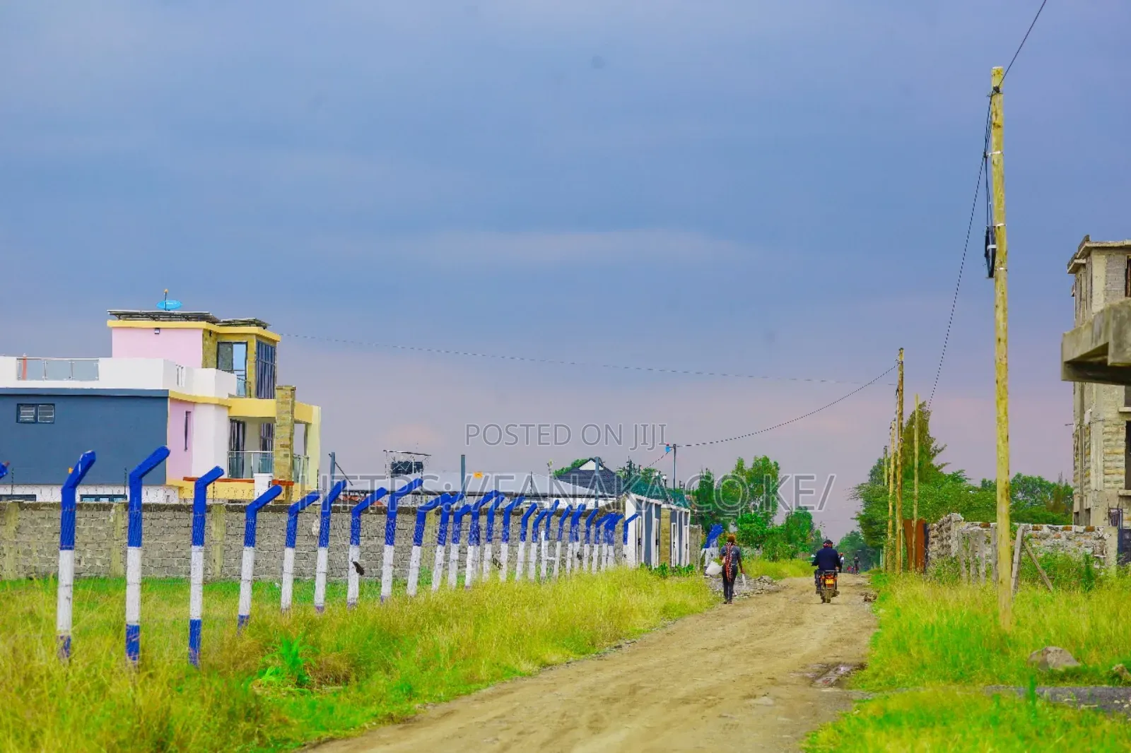 1/8th Acre Plots in Katani Ww^ in Katani