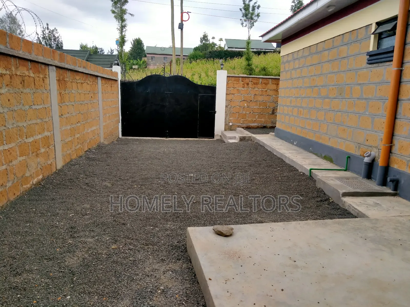Spacious 3-Bedroom Bungalow for Sale in Mashuria, Ongata Rongai in Ongata Rongai