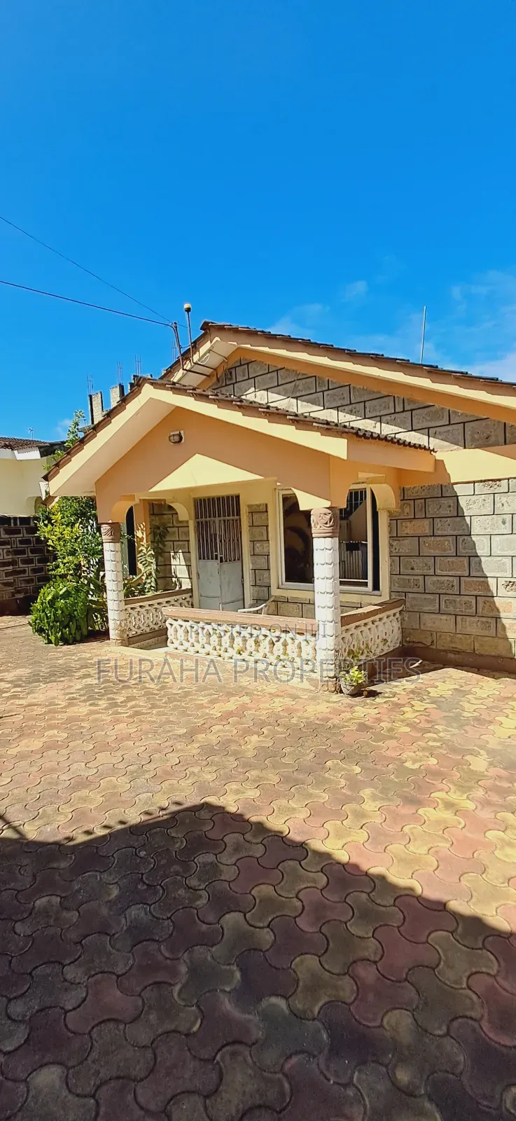 3-Bedroom Bungalow in Prime Kiembeni Location for Sale in Kiembeni