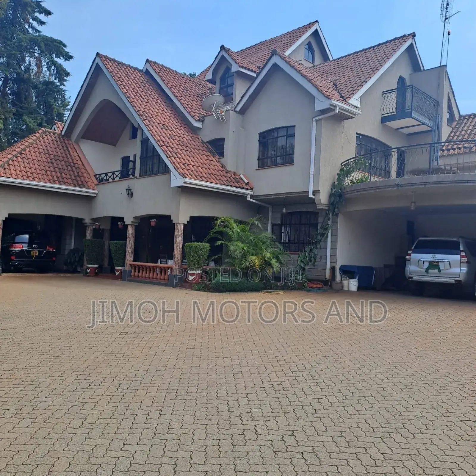 7-Bedroom Mansion in Exclusive Nyari - For Sale in Nyari