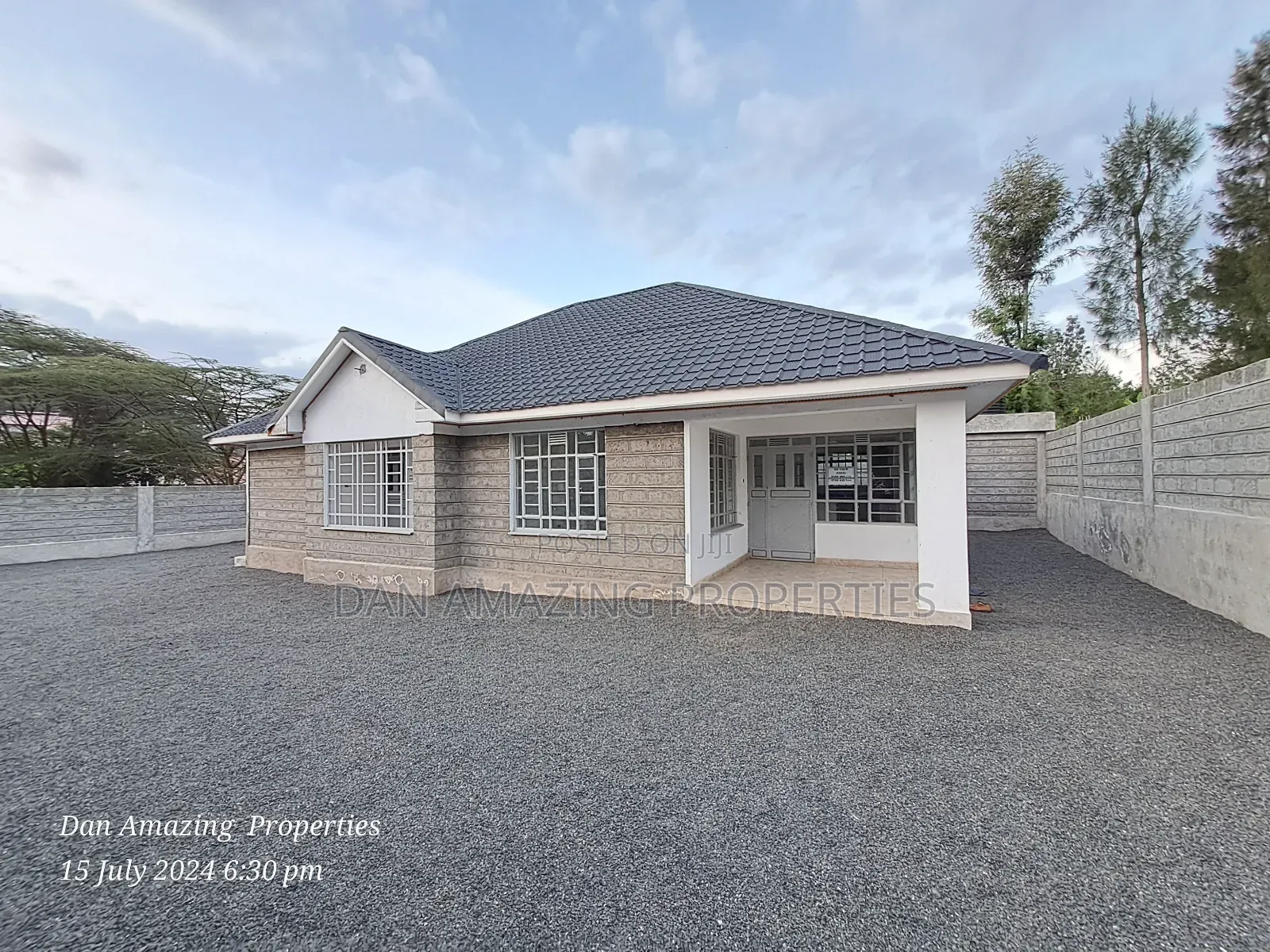 Rongai, Rimpa: 3-Bedroom Bungalow with Store, Now Available for Sale in Rimpa