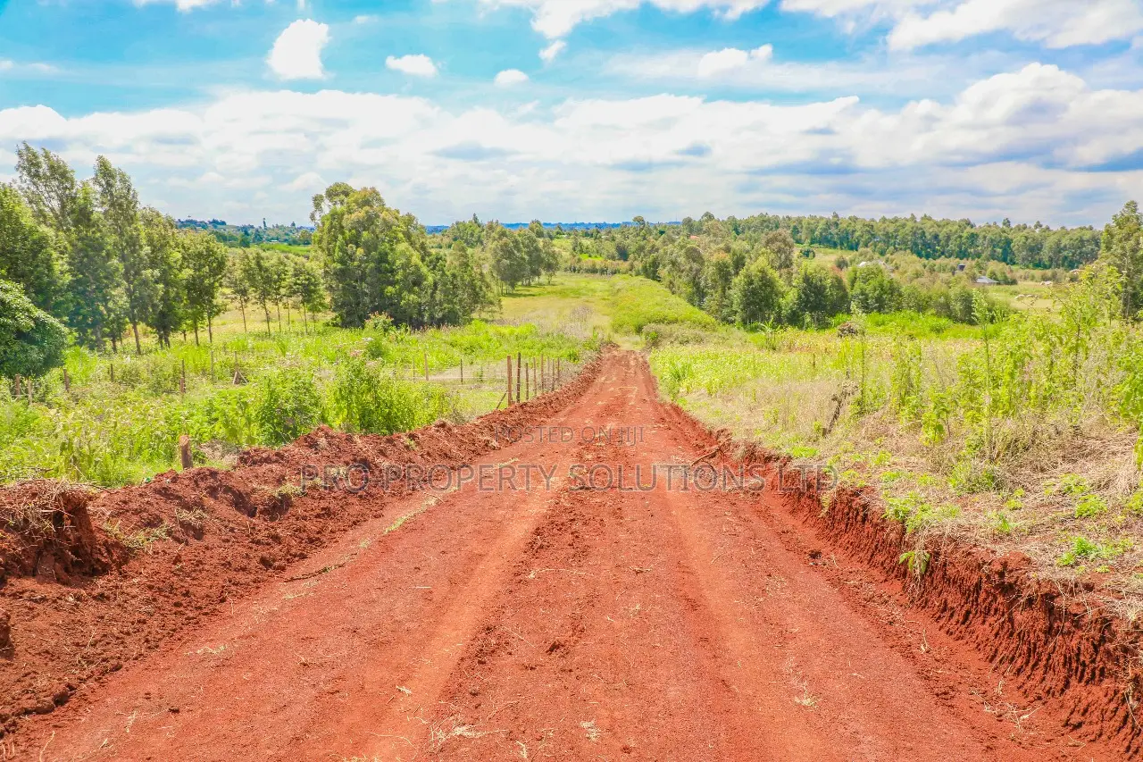 Spacious Residential Plot Sale in Kamangu -Ng'amba, Kikuyu - Seize the investment opportunity today! in Kikuyu