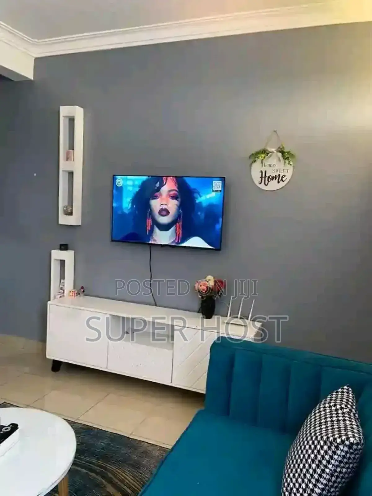 Stylish South B Airbnb Studio Flat in Ruaka