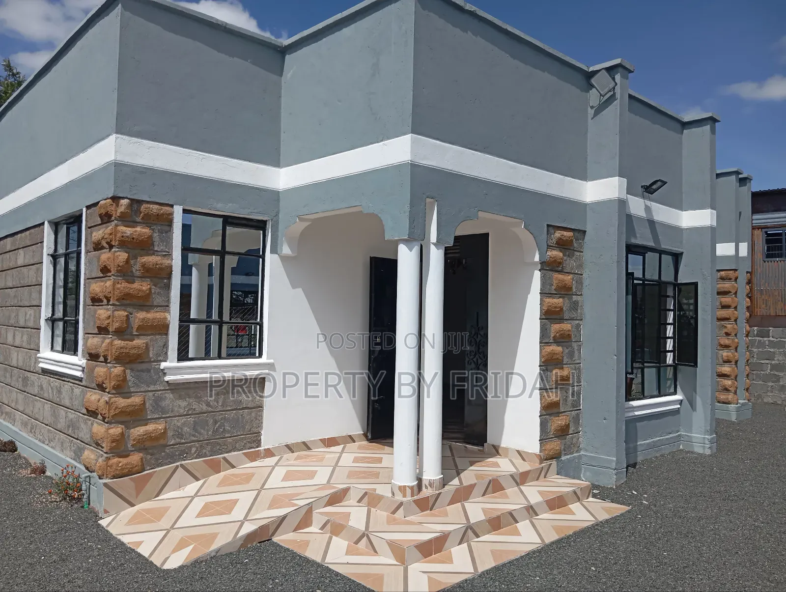 Kitengela 3-Bedroom Bungalow: Ready for New Owners in Kitengela