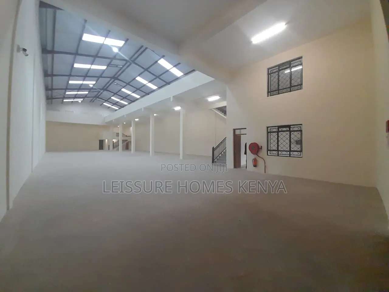 Pre-Fitted Warehouses: Move-In Today for Your Storage Expansion in Baba Dogo