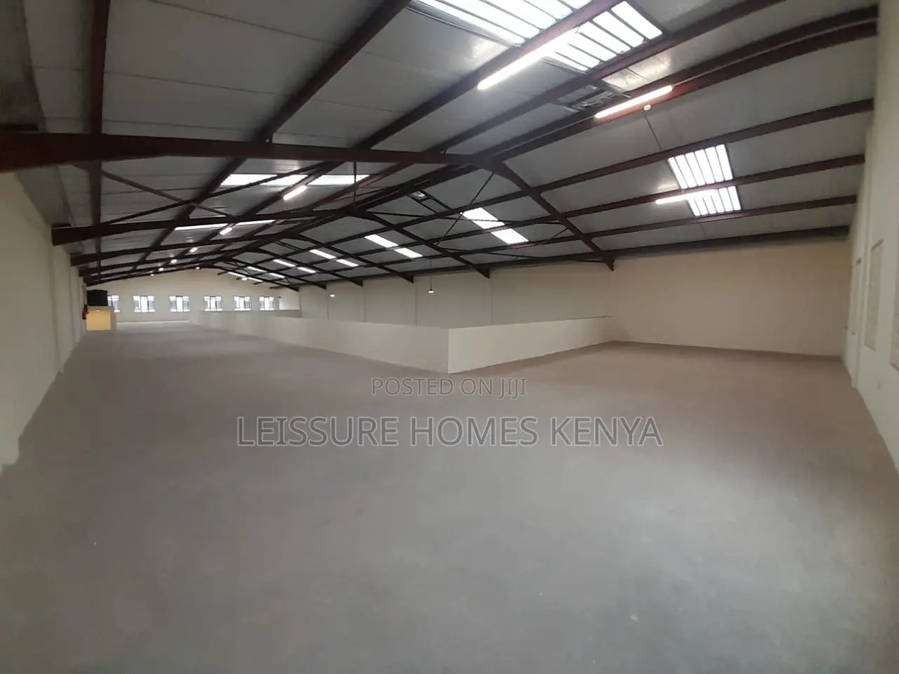 Pre-Fitted Warehouses: Move-In Today for Your Storage Expansion in Baba Dogo