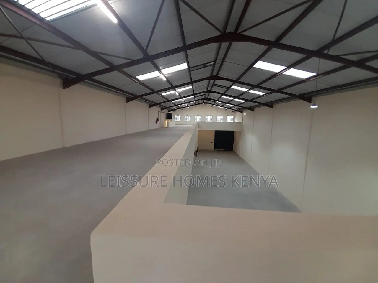 Pre-Fitted Warehouses: Move-In Today for Your Storage Expansion in Baba Dogo