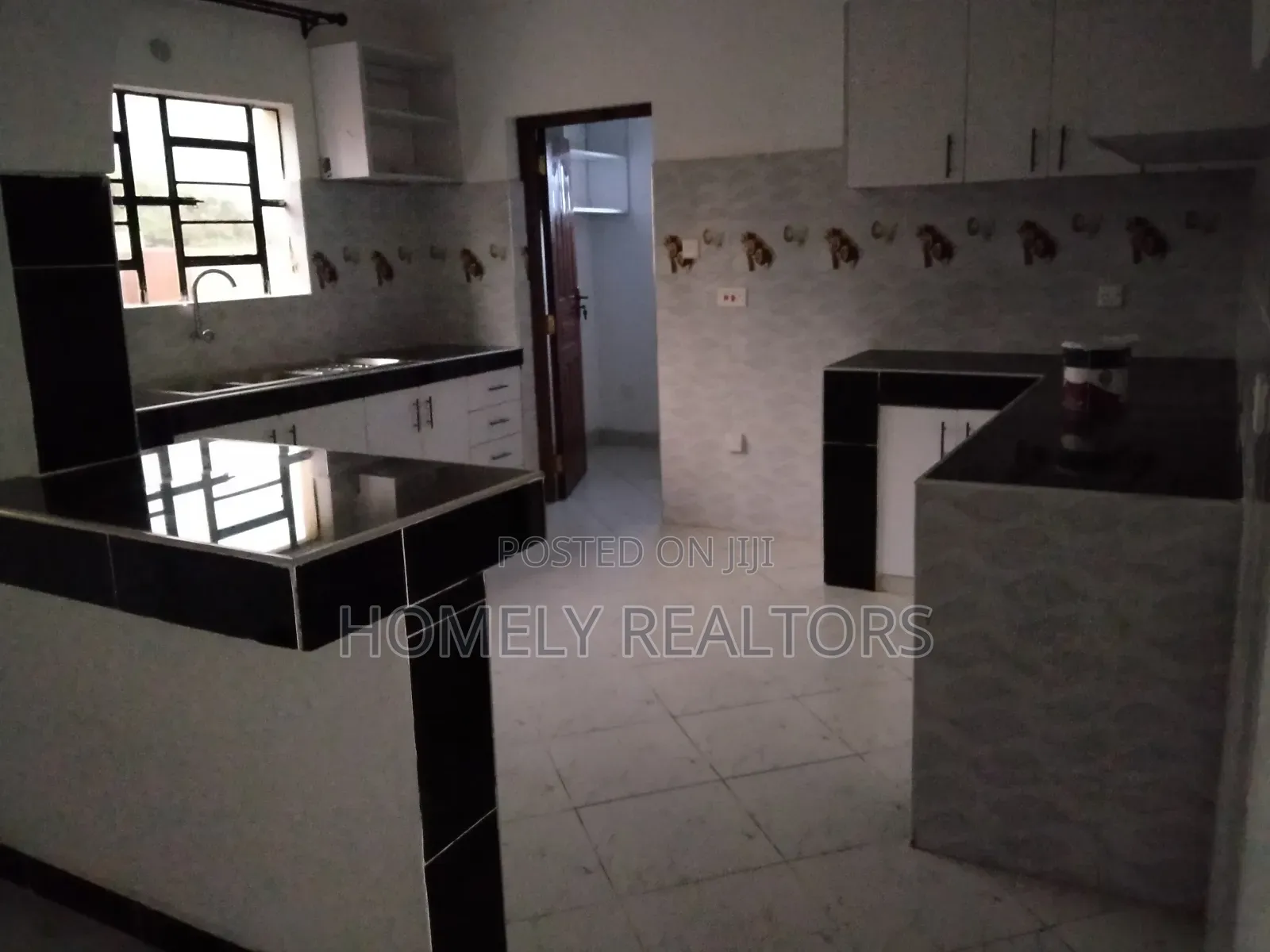 Luxurious 3-Bedroom Bungalow in Ngong, Kibiku - Near Tarmac - Perfect for Sale in Kibiku
