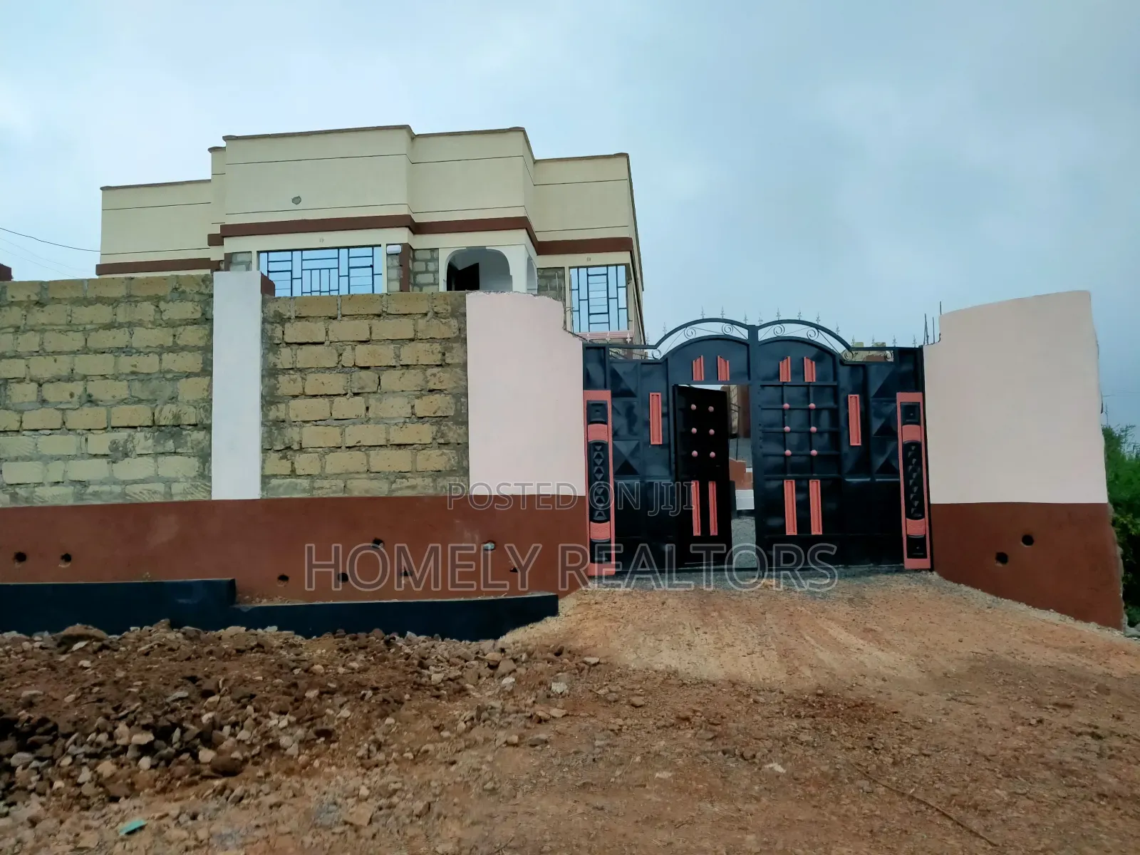 Luxurious 3-Bedroom Bungalow in Ngong, Kibiku - Near Tarmac - Perfect for Sale in Kibiku