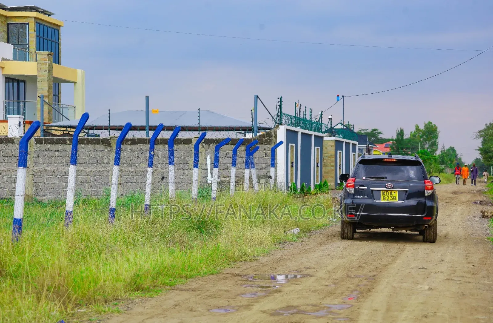Opposite Katani Hospital ^SM in Katani