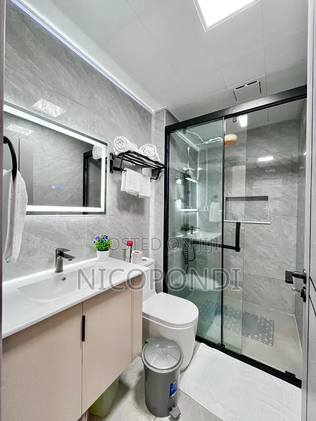 1-Bedroom Apartment in Kileleshwa for Rent: Fully Furnished and Ready in Kileleshwa