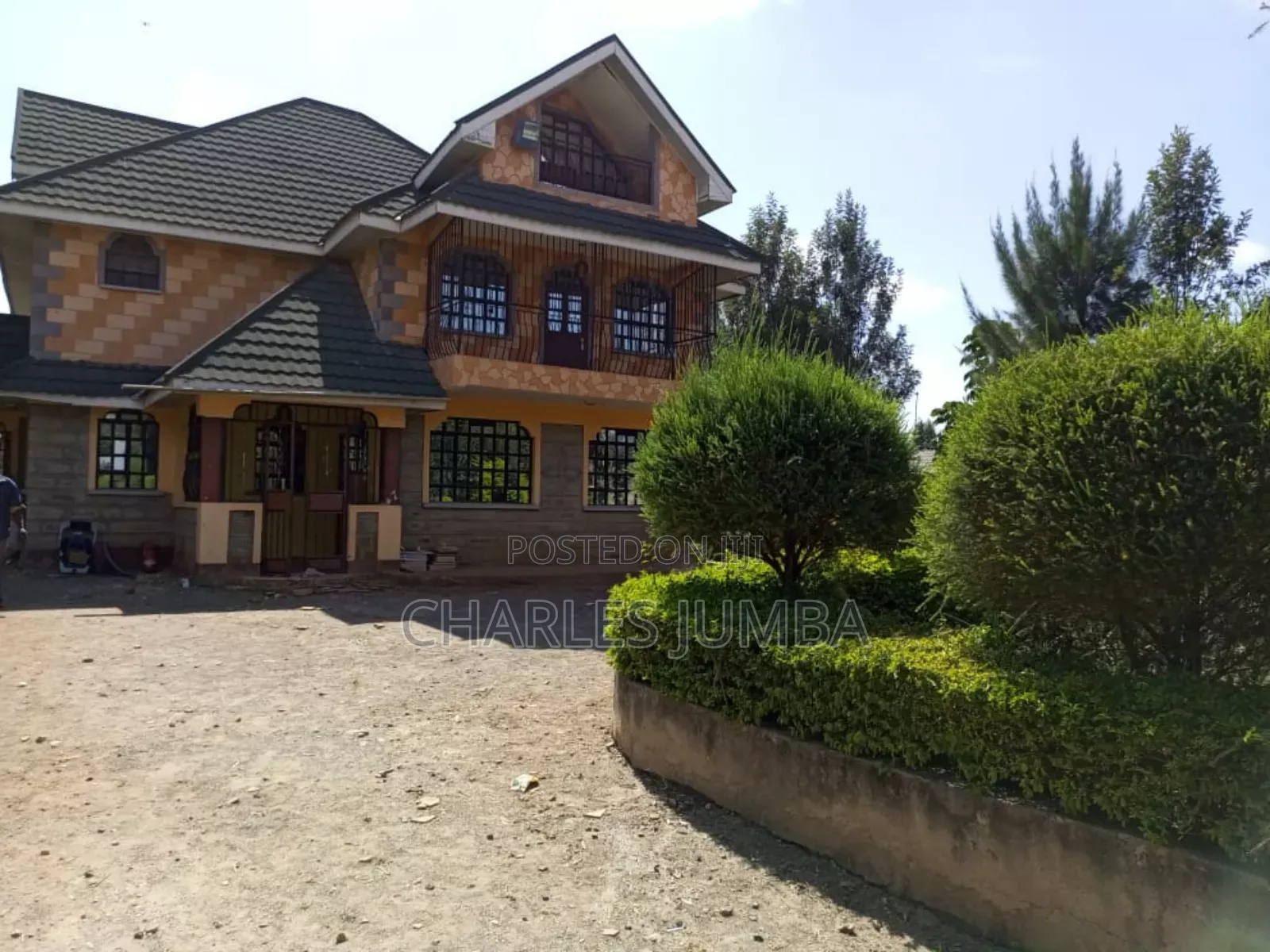 Milimani, Kitengela: 5-Bedroom Maisonette Available for Purchase in Kitengela