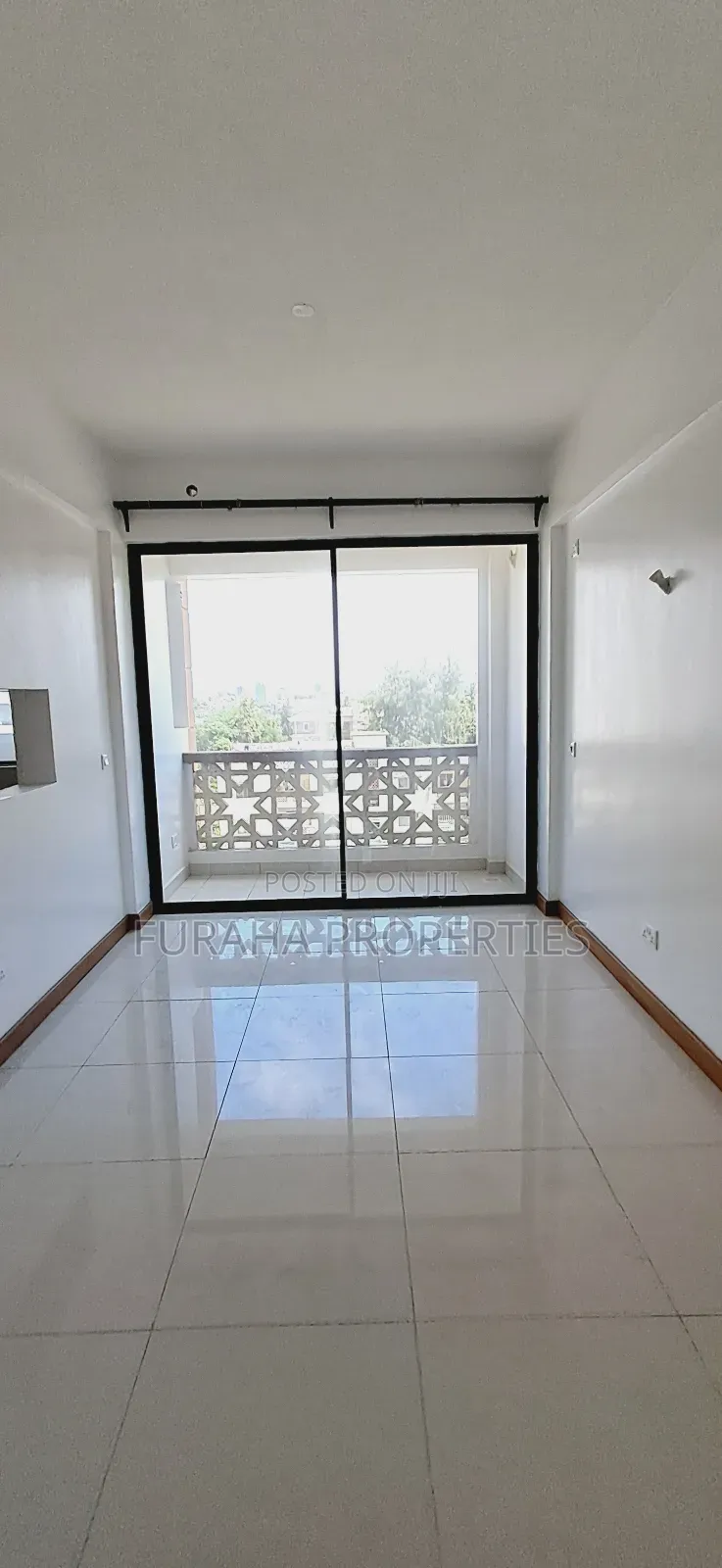 3bdrm Apartment in Mkomani for rent in Nyali Mkomani