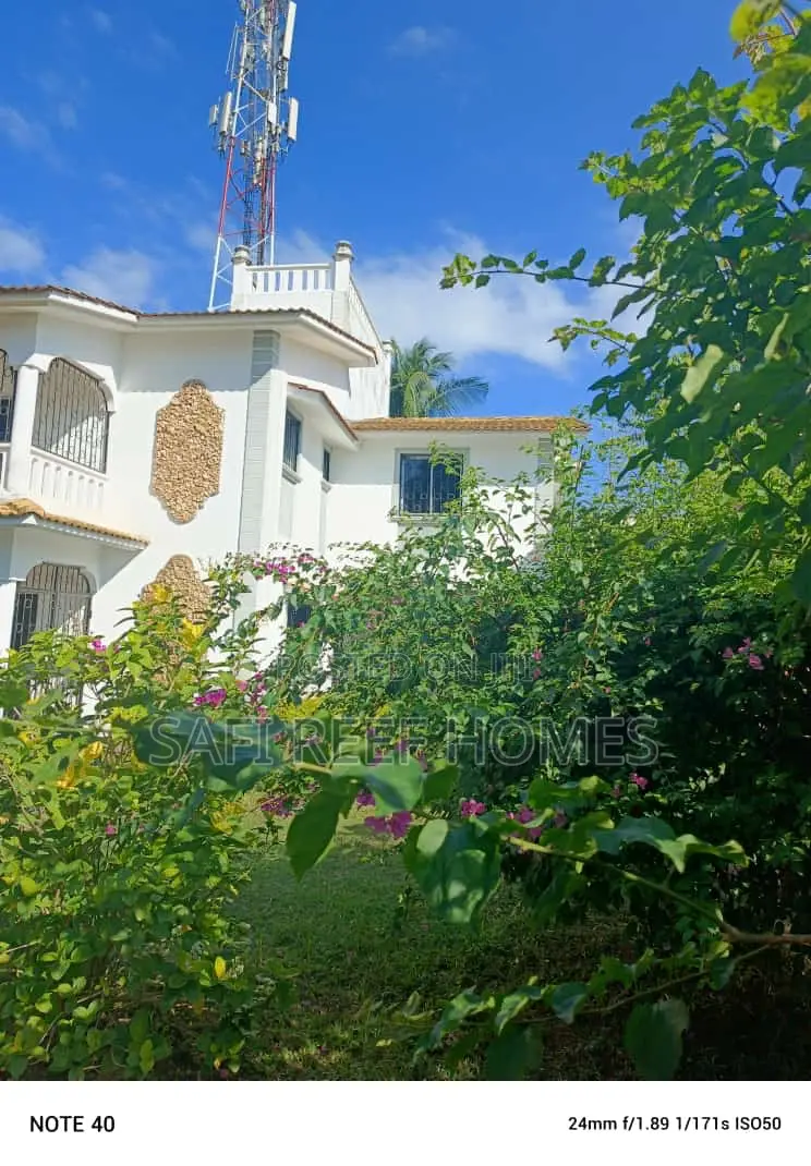 4bdrm Maisonette in Nyali for sale in Nyali