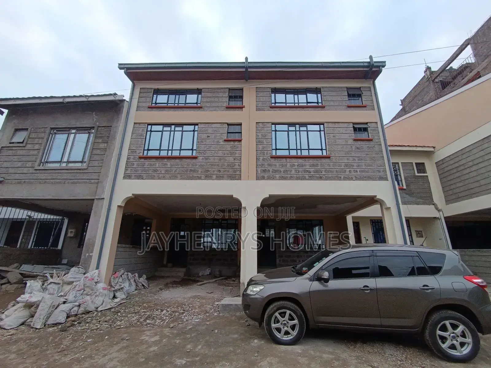 5bdrm House in Kamakis for sale in Kamakis