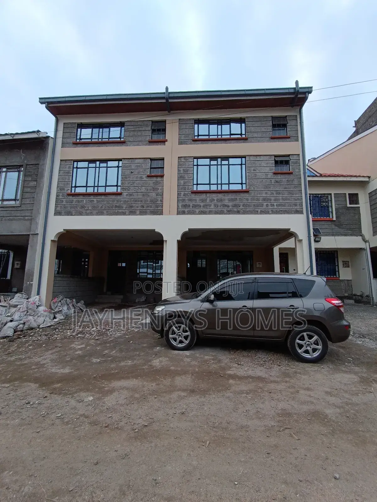 5bdrm House in Kamakis for sale in Kamakis