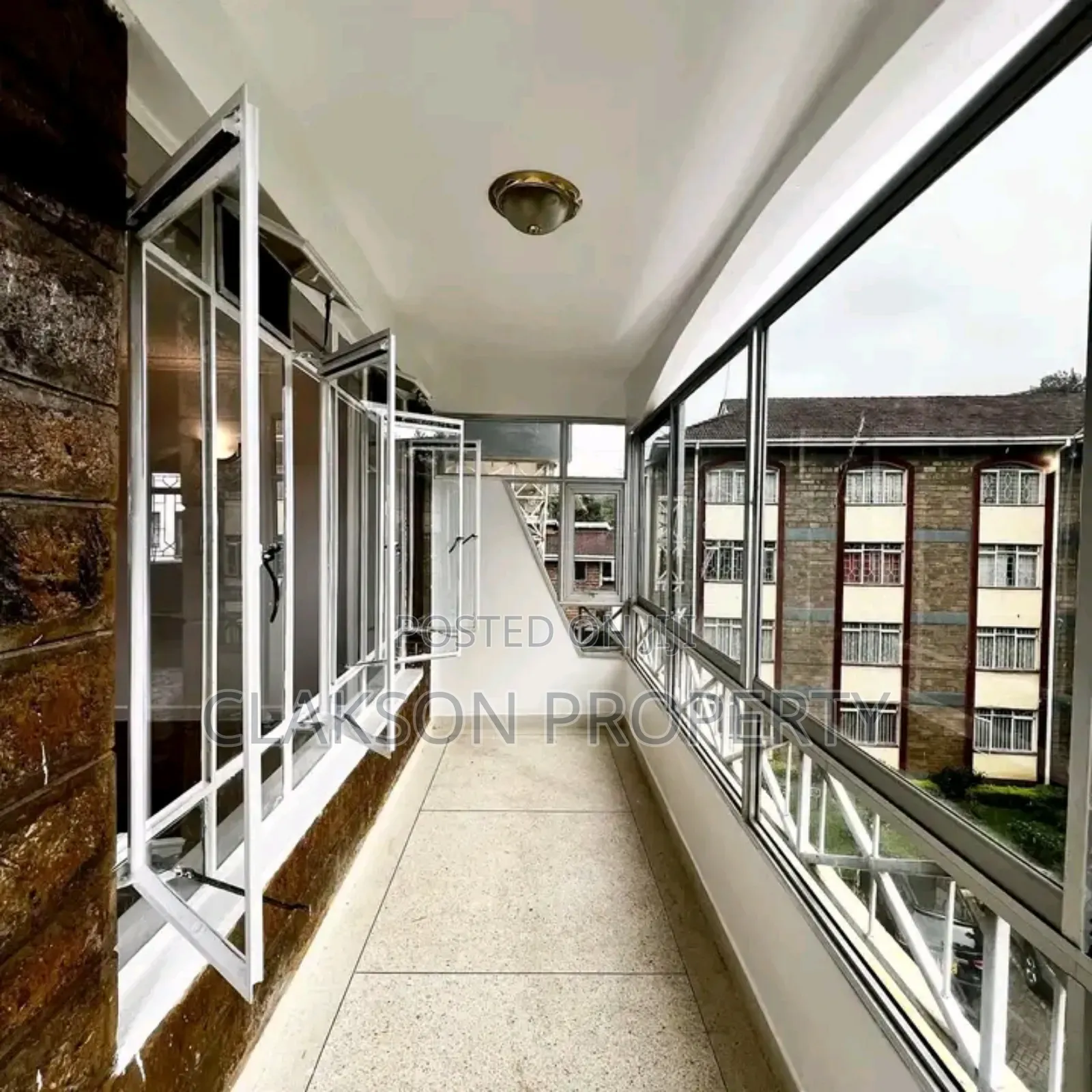 4bdrm Apartment in Riverside for rent in Riverside Drive