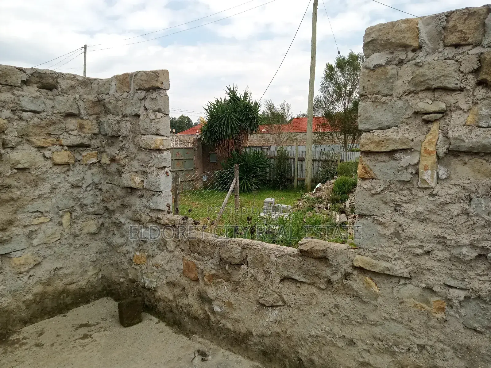 1/4 Plot Blossom Annex With Incomplete 3 Bedroom House in Kapsuswa
