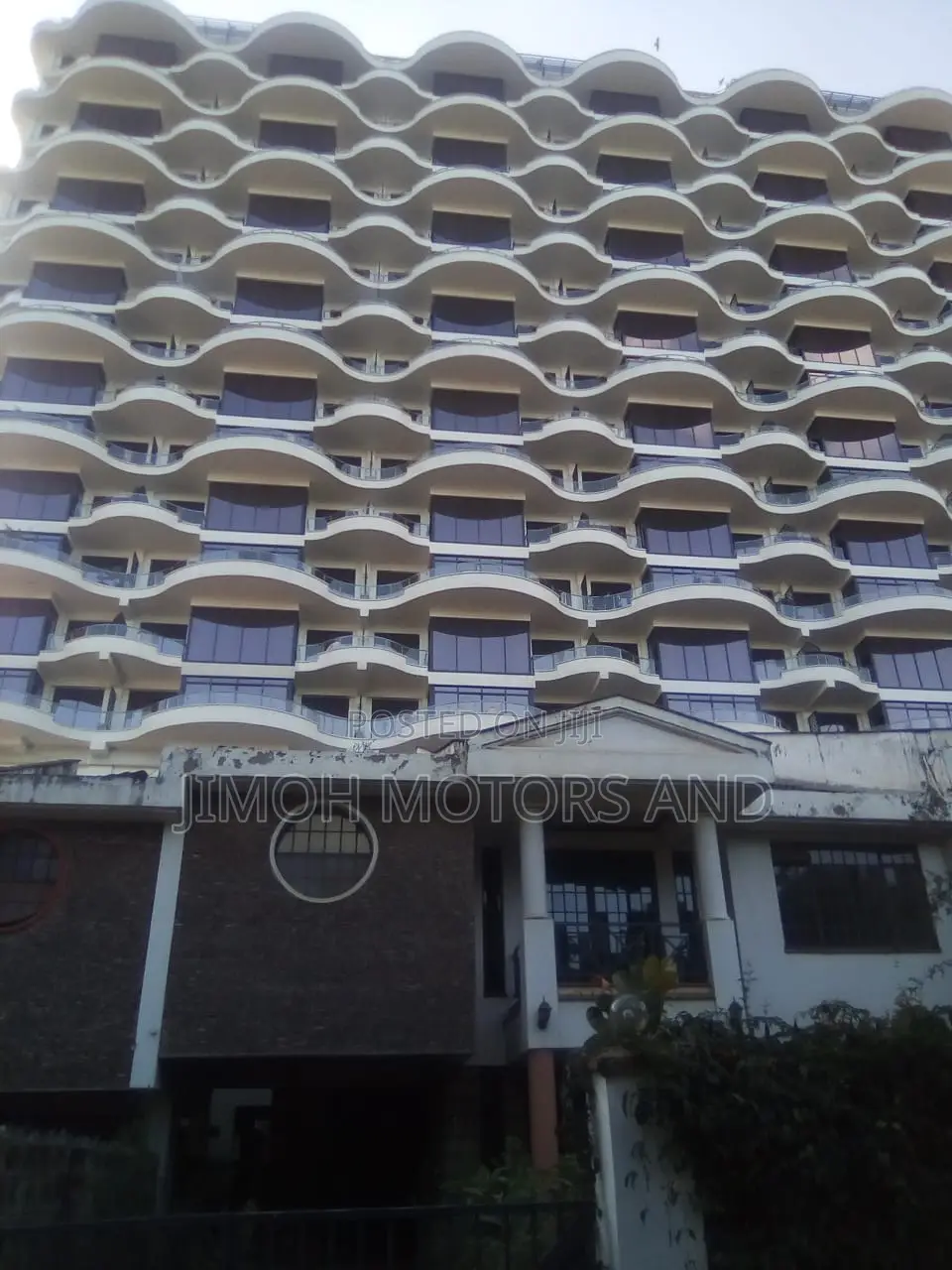 Waiyaki Way & Muthangari Road: Modern Apartment for Rent in Parklands/Highridge