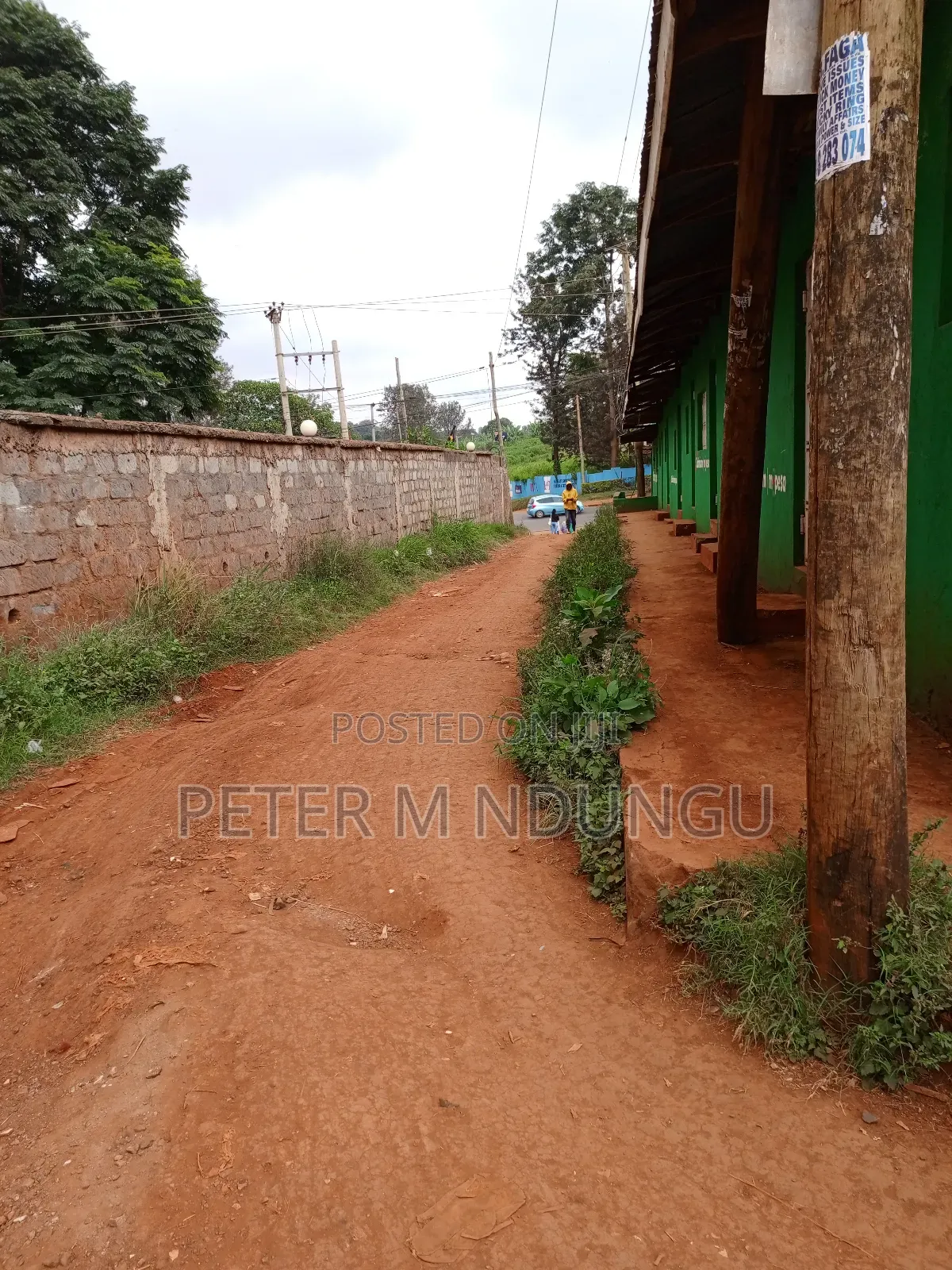 Prime Land Touching Kiambu Road, 150*100, Title in Kiambu / Kiambu 