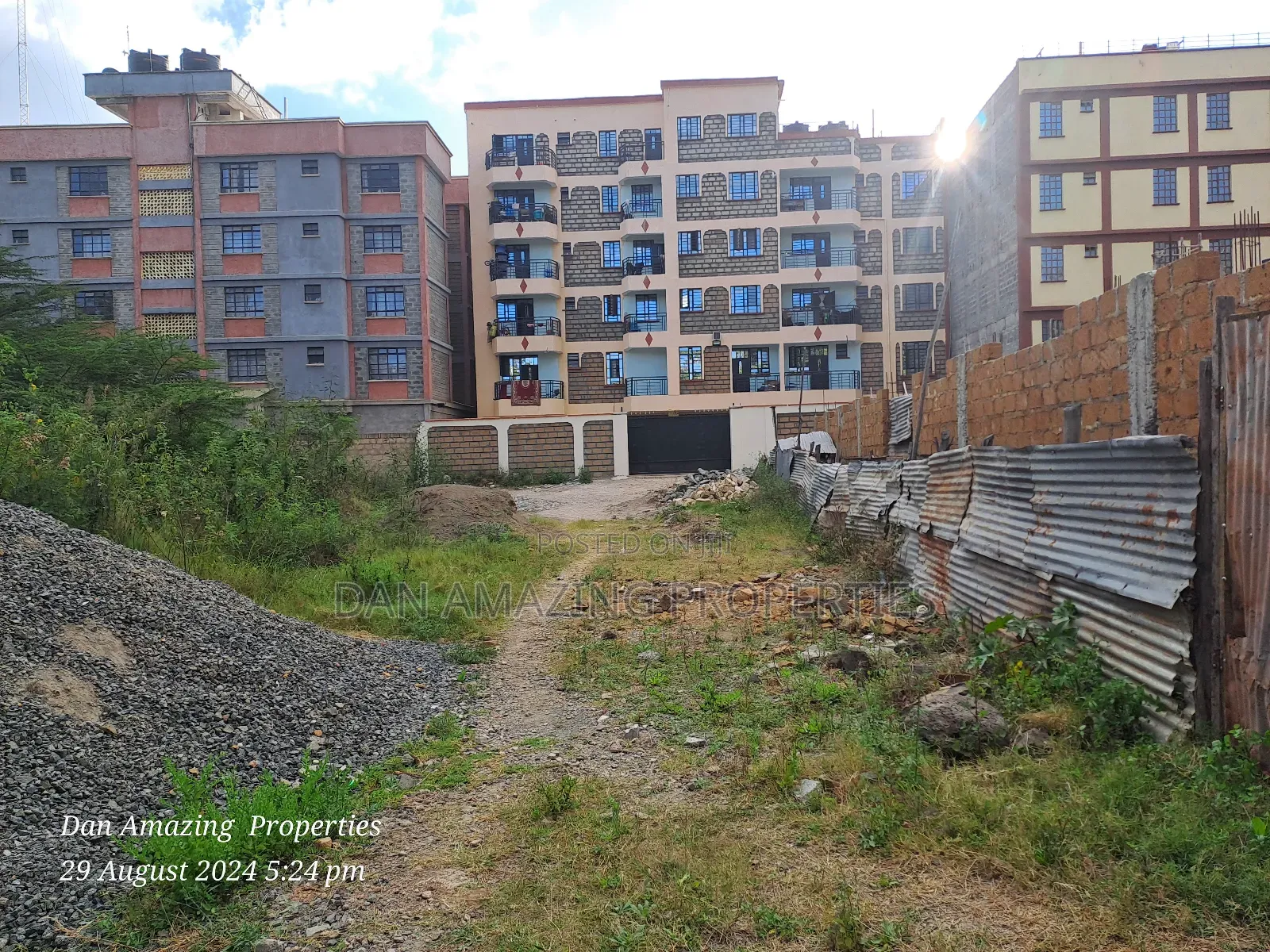 1/4 Acre for Sale in Ngong Memusi 2nd Row From the Tarmac in Matasia