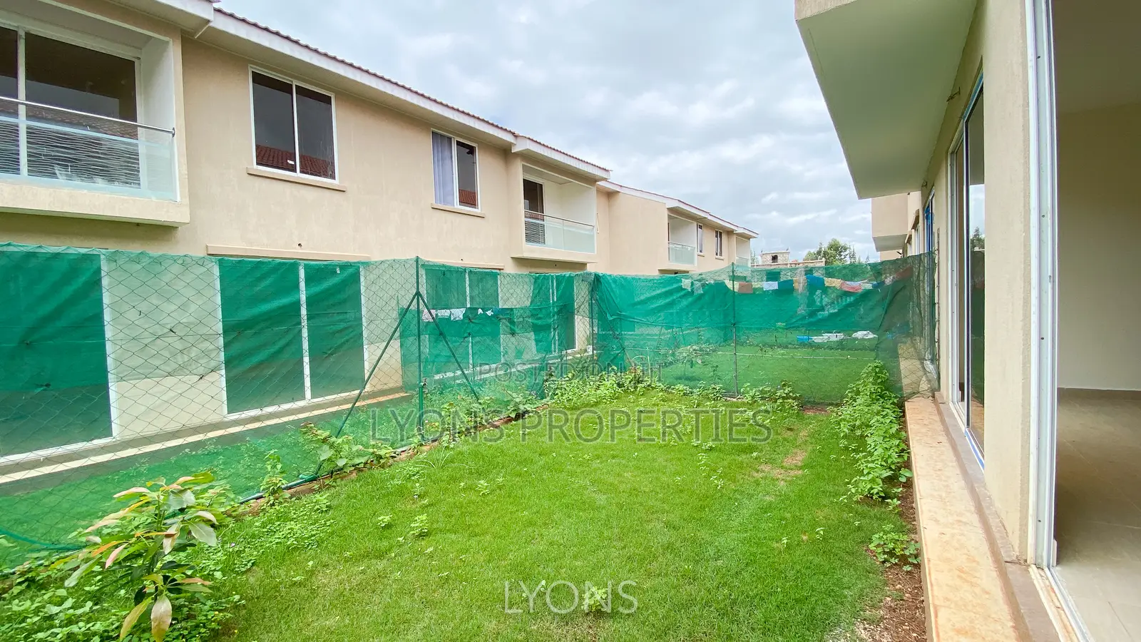 3bdrm Townhouse / Terrace in Gataka for rent in Gataka