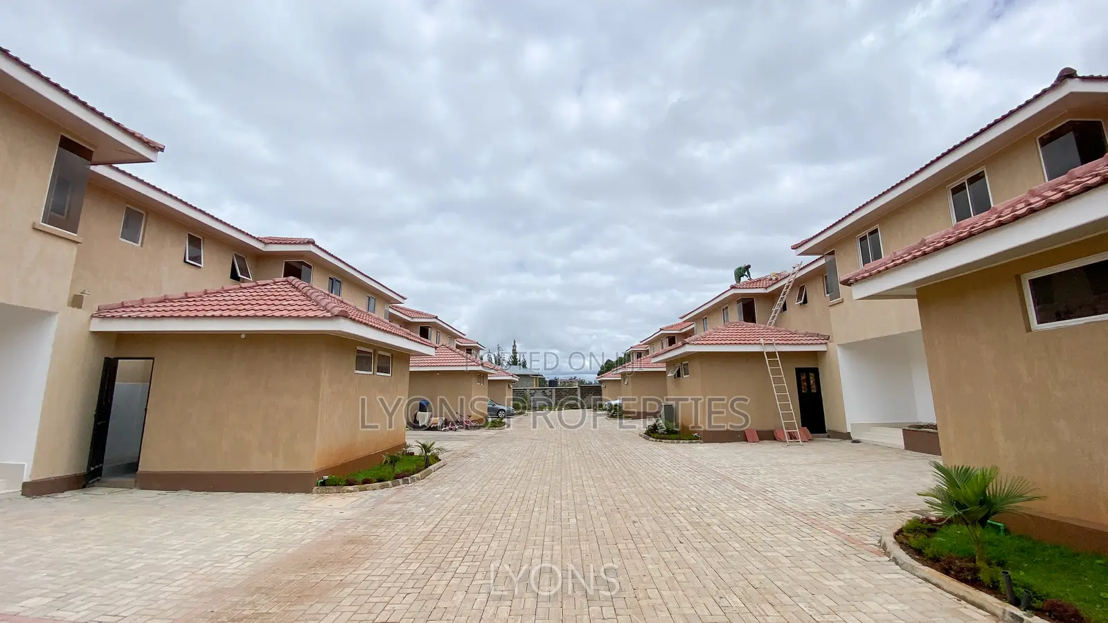 3bdrm Townhouse / Terrace in Gataka for rent in Gataka