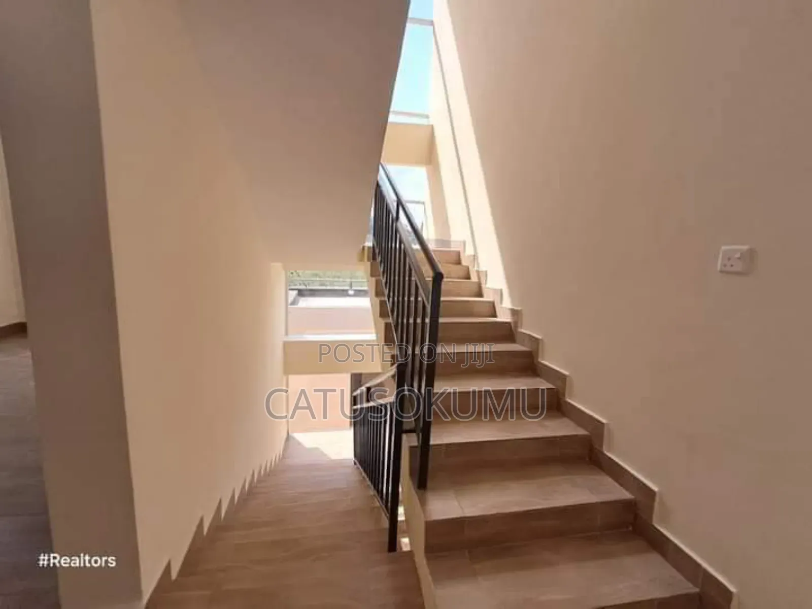 4bdrm Maisonette in Gateway Mall Area for rent in Gateway Mall Area