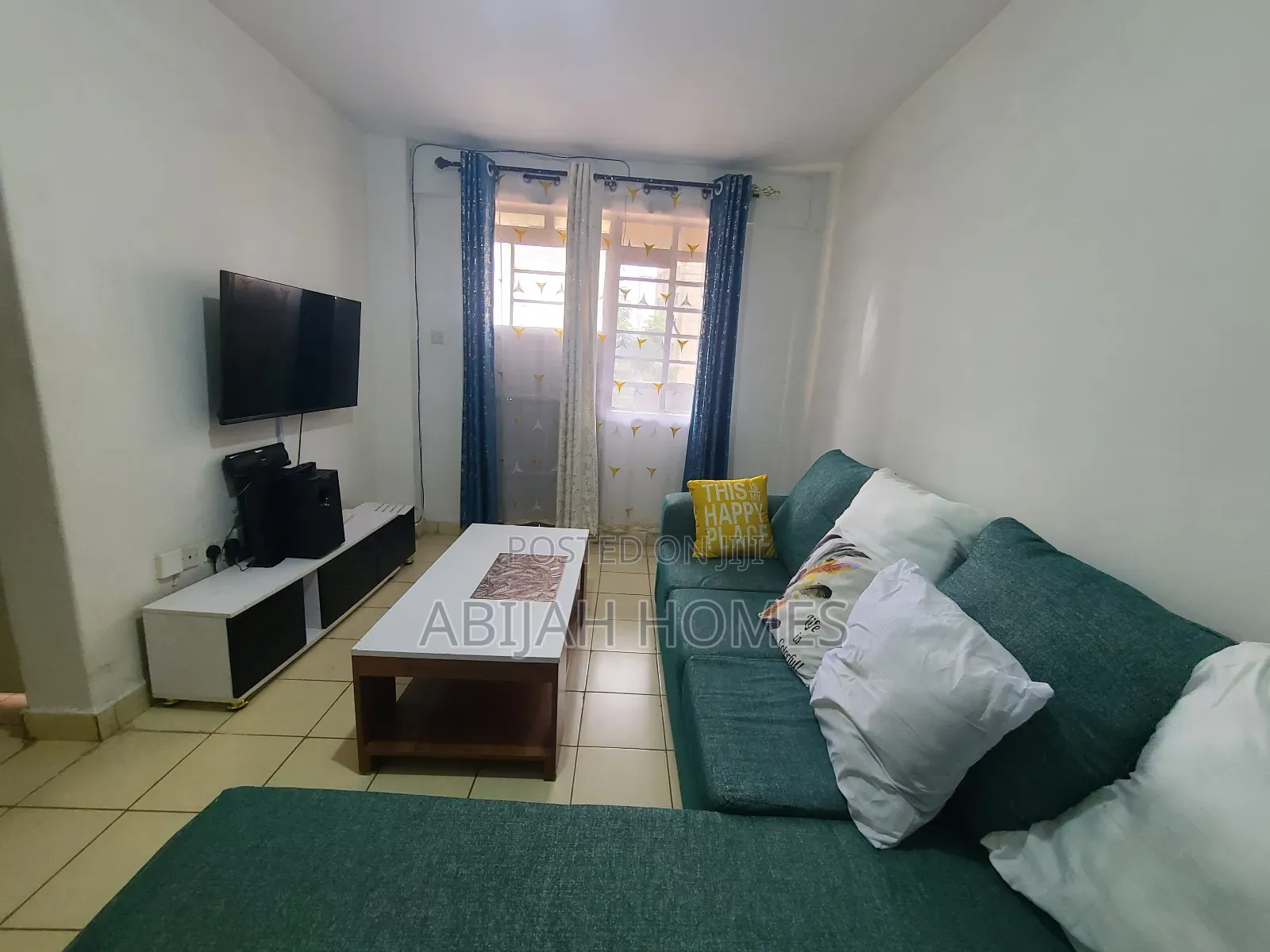 Fully Furnished Airbnb (Parking, Wi-Fi, Netflix) in Roysambu