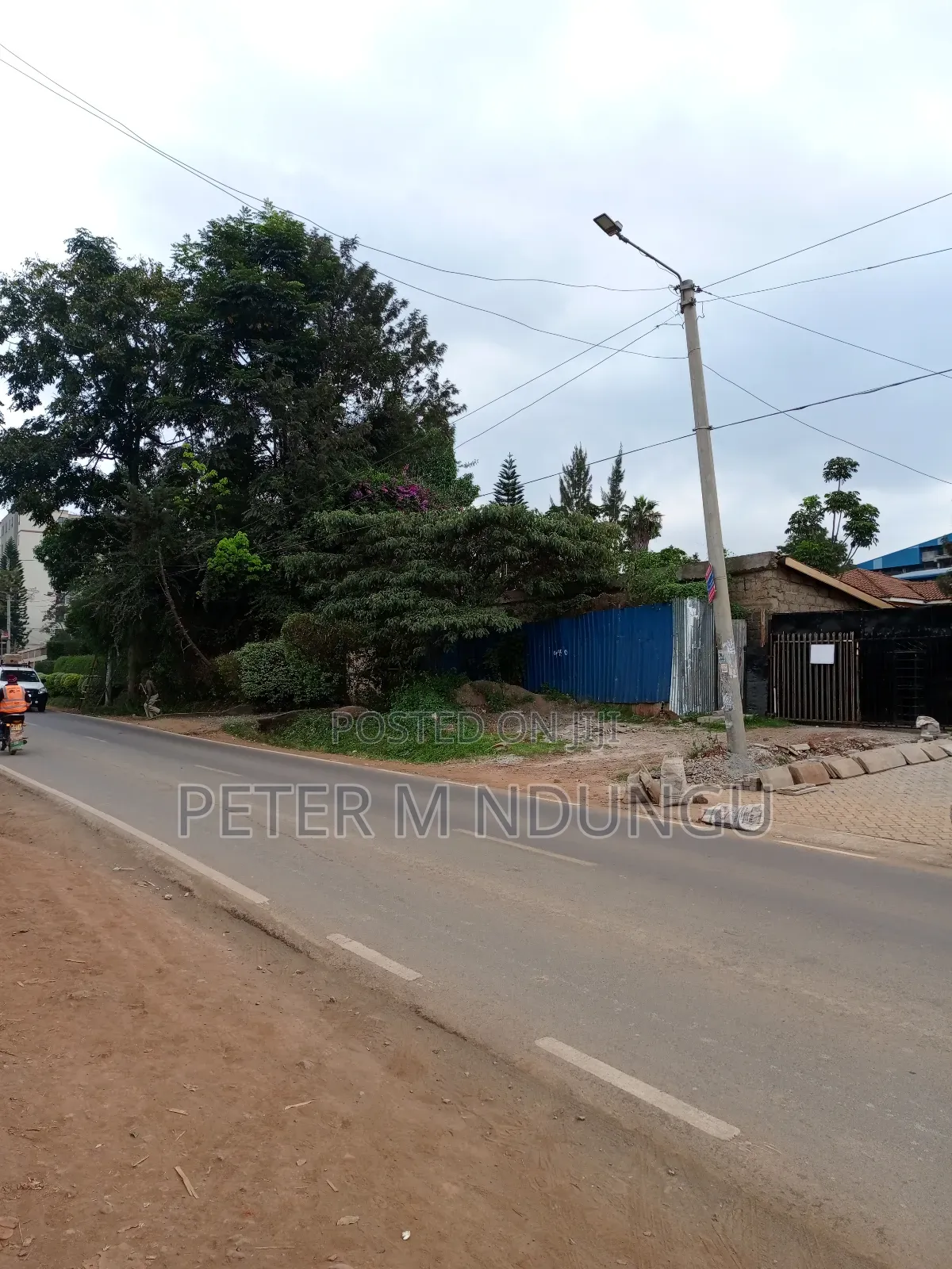 Prime 1/2 Acre Touching Mirema Road in Kiambu / Kiambu