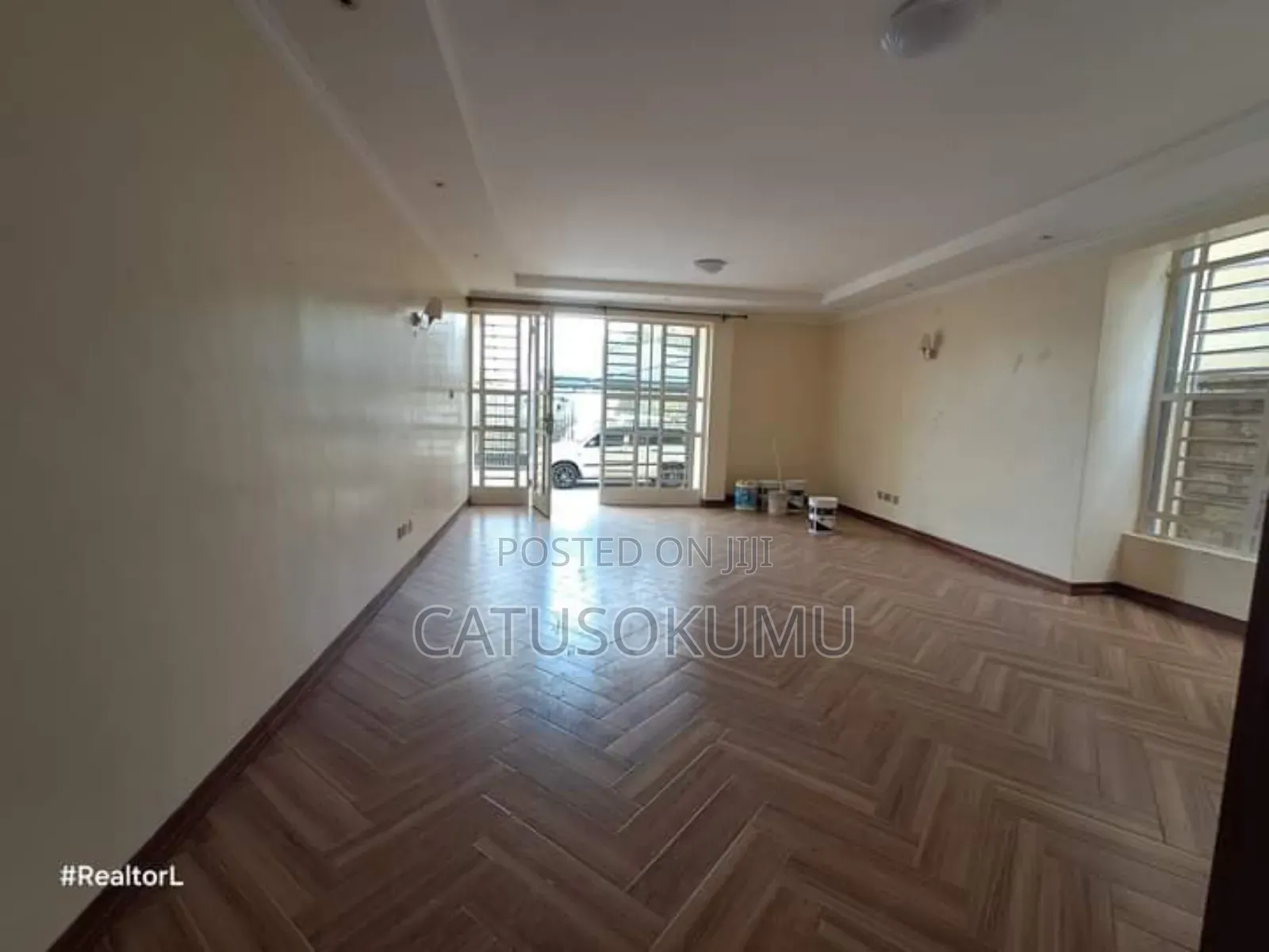 3bdrm Duplex in Viraj Area for rent in Viraj Area