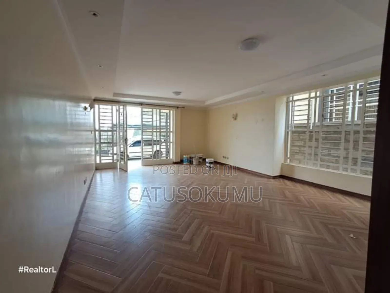 3bdrm Duplex in Viraj Area for rent in Viraj Area