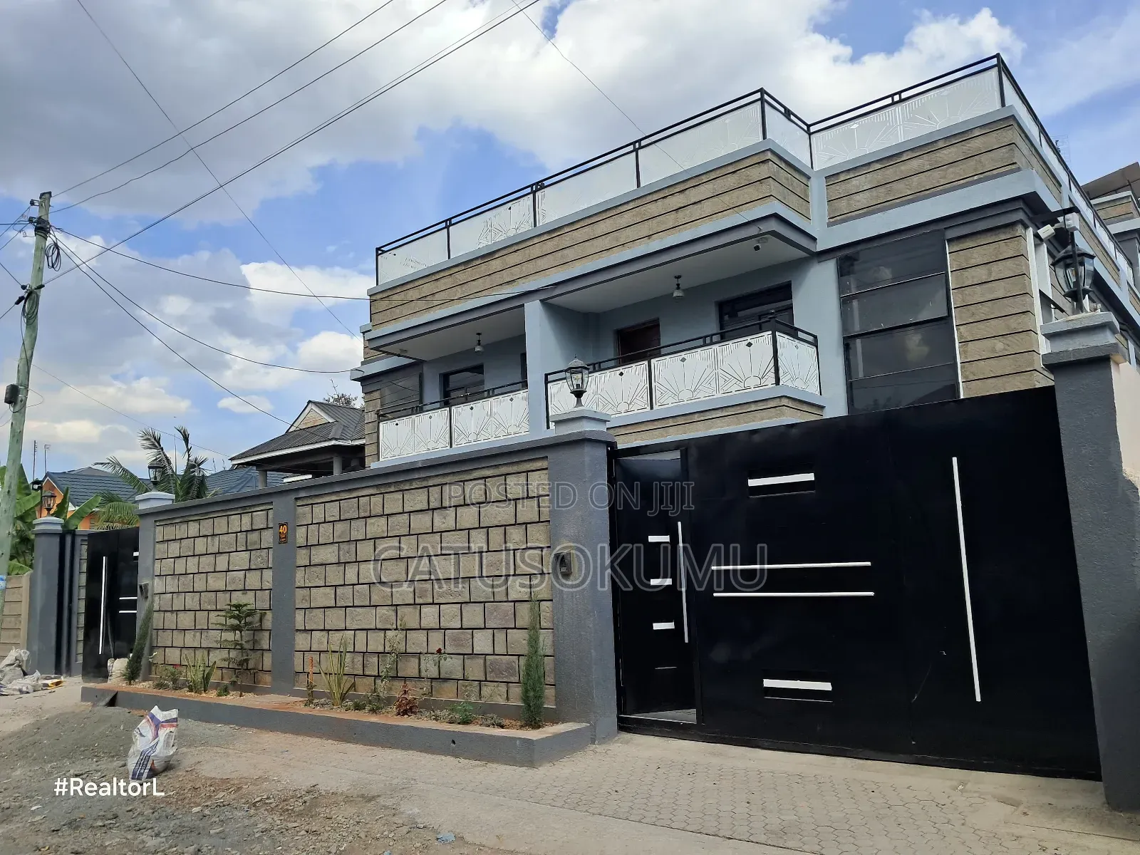 5bdrm Maisonette in Gateway Mall Area for rent in Gateway Mall Area