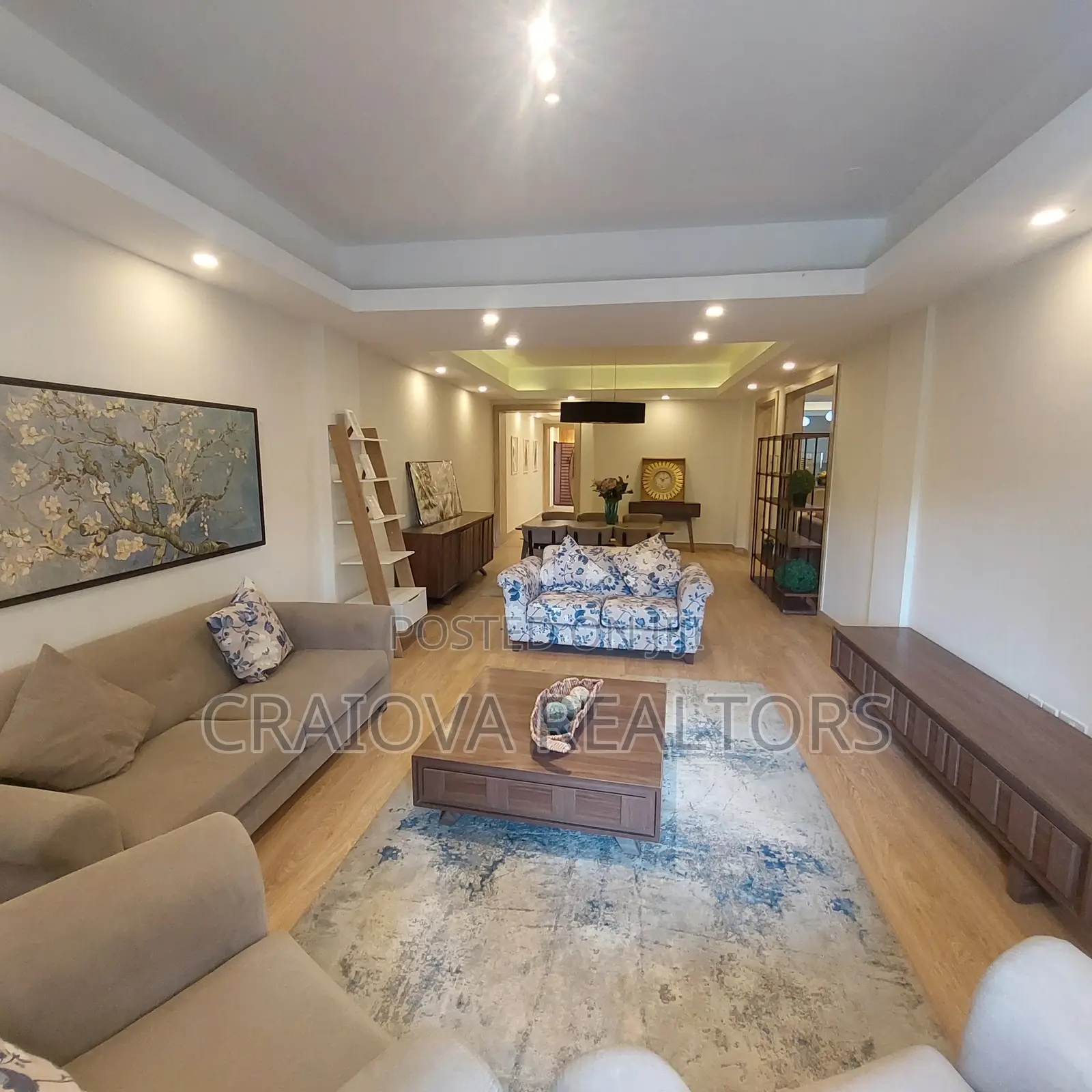 3bdrm Apartment in Lavington for sale in Lavington