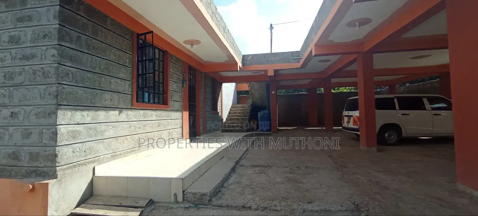 4bdrm Apartment in Ole Kasasi for sale in Ole Kasasi