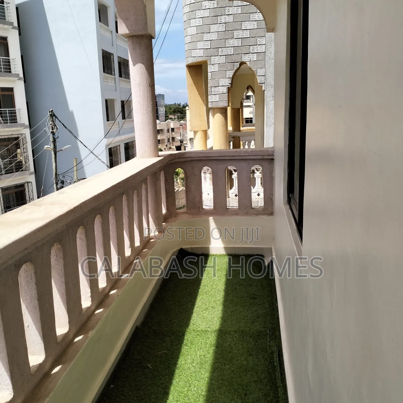 Jocham Hospital Proximity: Sea View 1-Bedroom Apartment in Nyali West in Nyali