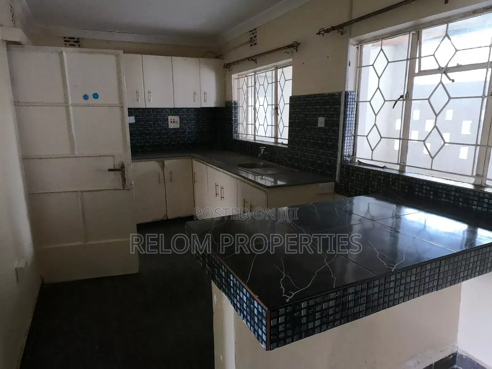 4bdrm Bungalow in Karen for rent in Karen