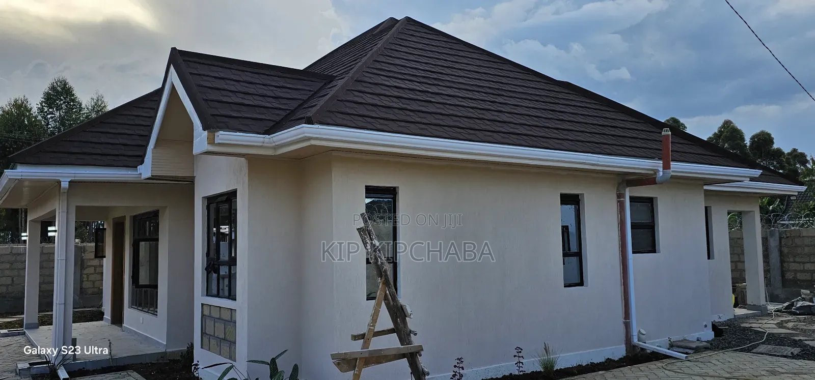 3bdrm Bungalow in Elgonview for sale in Elgon View