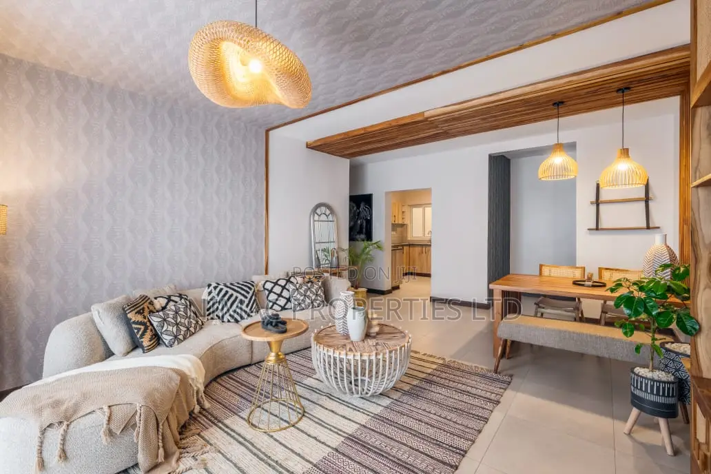 3bdrm Apartment in Gateway Mall Area for sale in Gateway Mall Area