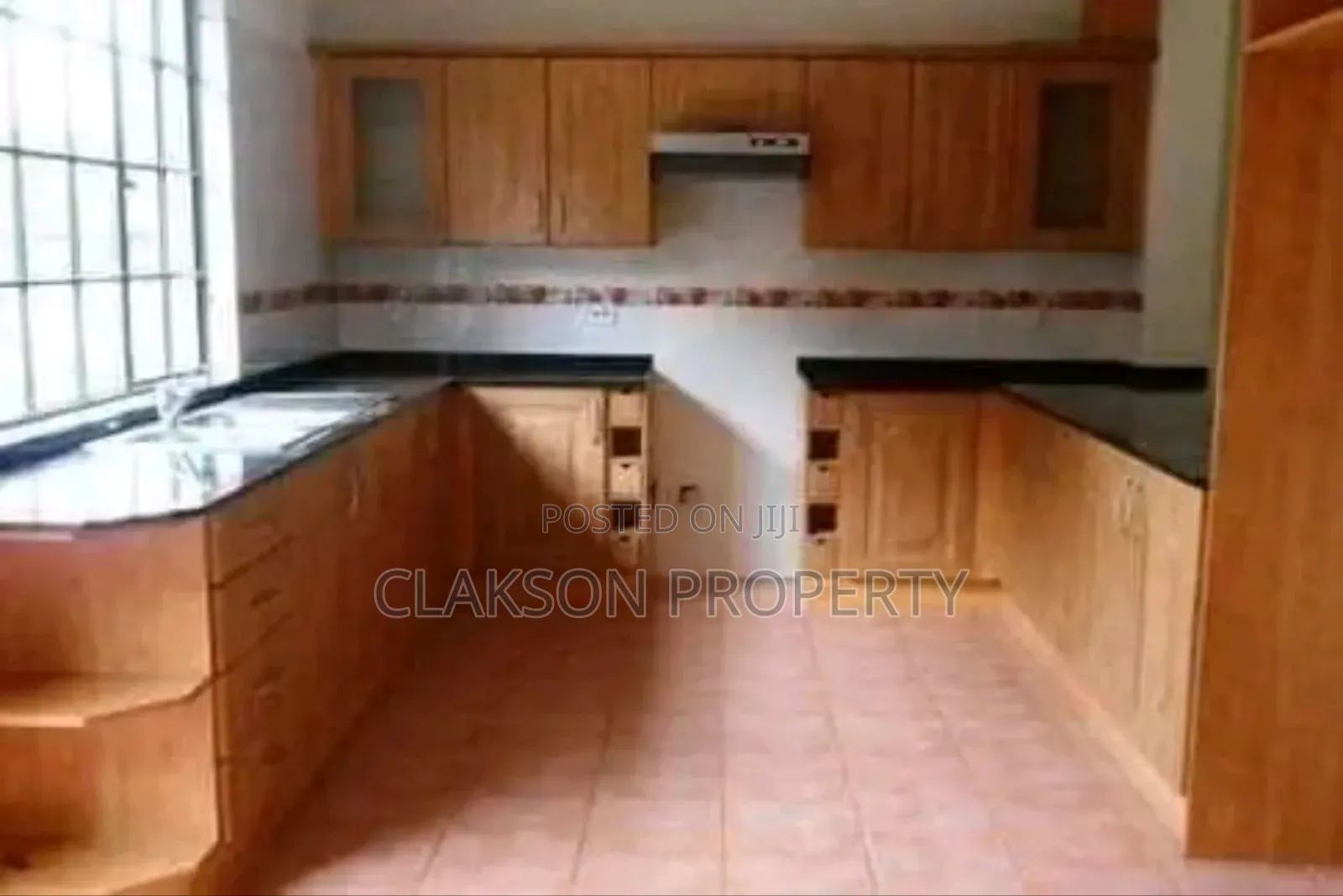 5bdrm Townhouse / Terrace in Riara Road, Kilimani for rent in Kilimani